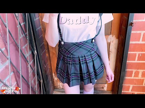 ❤️ Schoolgirl Sucks a dick gu domhainn agus fucks an àite clasaichean. ❤️  Gnè càileachd  aig gd.porn33.top